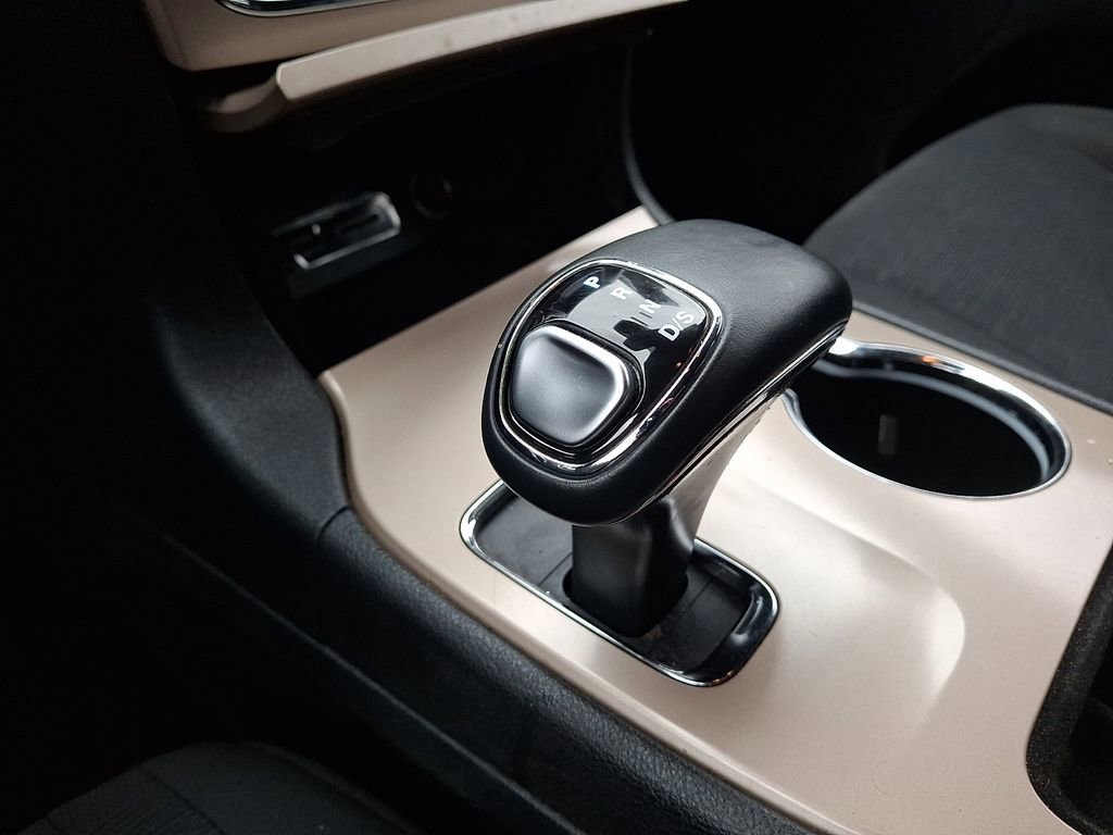 Used 2015 Jeep Grand Cherokee Laredo w/ Quick Order Package 23E image 14