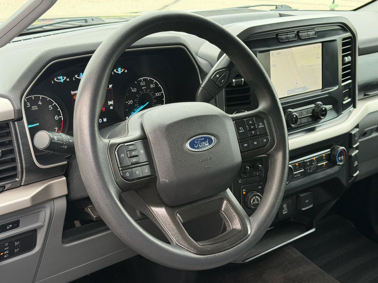 Used 2021 Ford F150 XLT w/ Trailer Tow Package AWD/4WD image 16