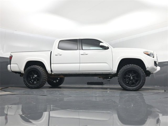 Used 2020 Toyota Tacoma TRD Off-Road image 49
