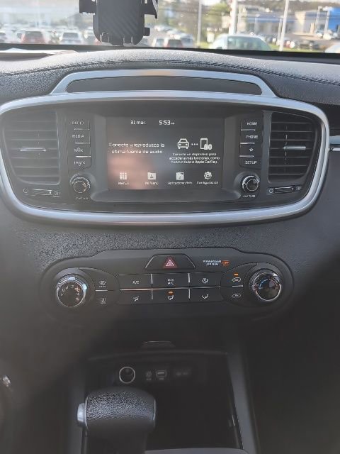 Used 2019 Kia Sorento L image 13