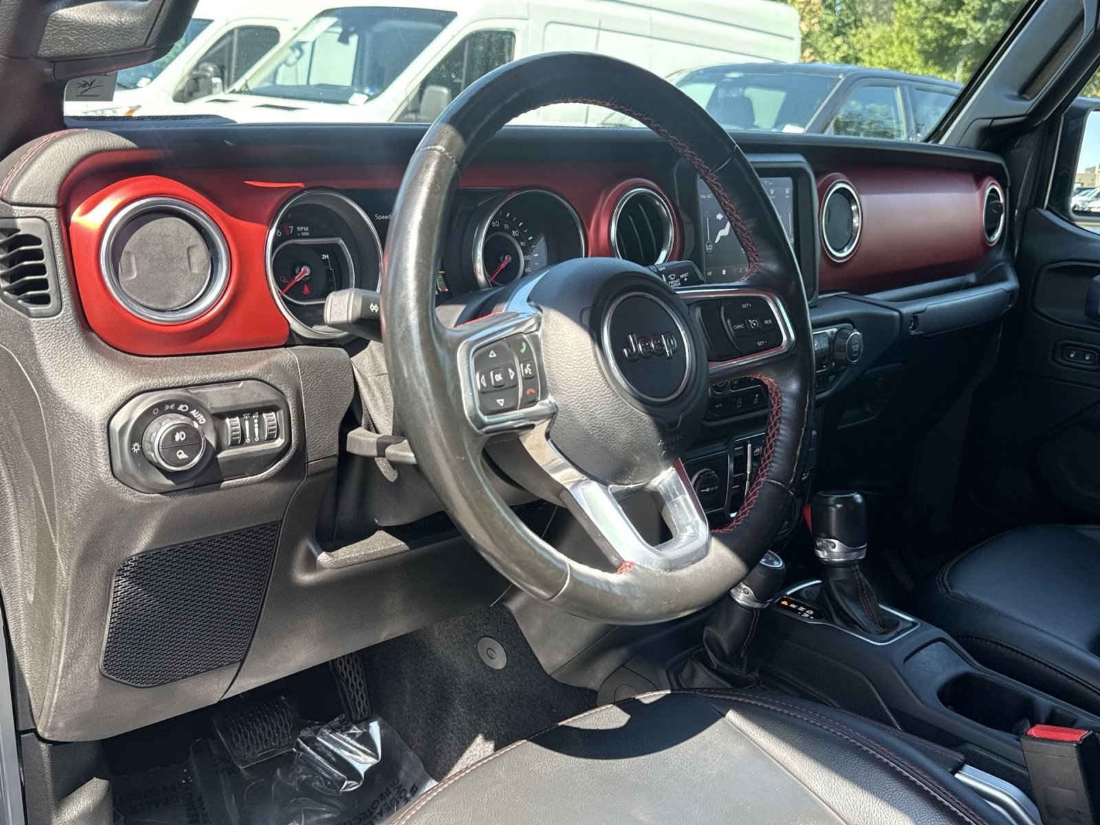 Used 2021 Jeep Gladiator Rubicon AWD/4WD image 16