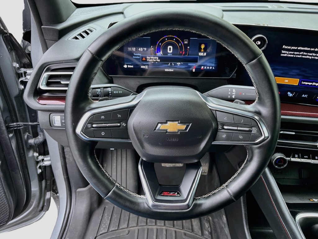 Used 2025 Chevrolet Traverse Z71 w/ Driver Confidence Package AWD/4WD image 11
