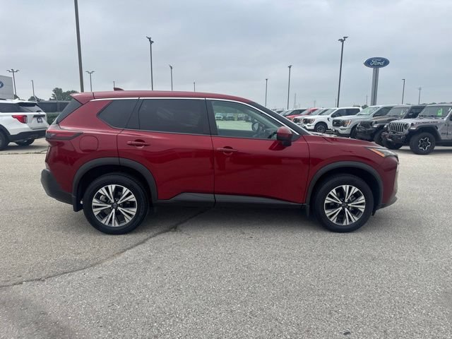 Used 2023 Nissan Rogue SV AWD/4WD image 2