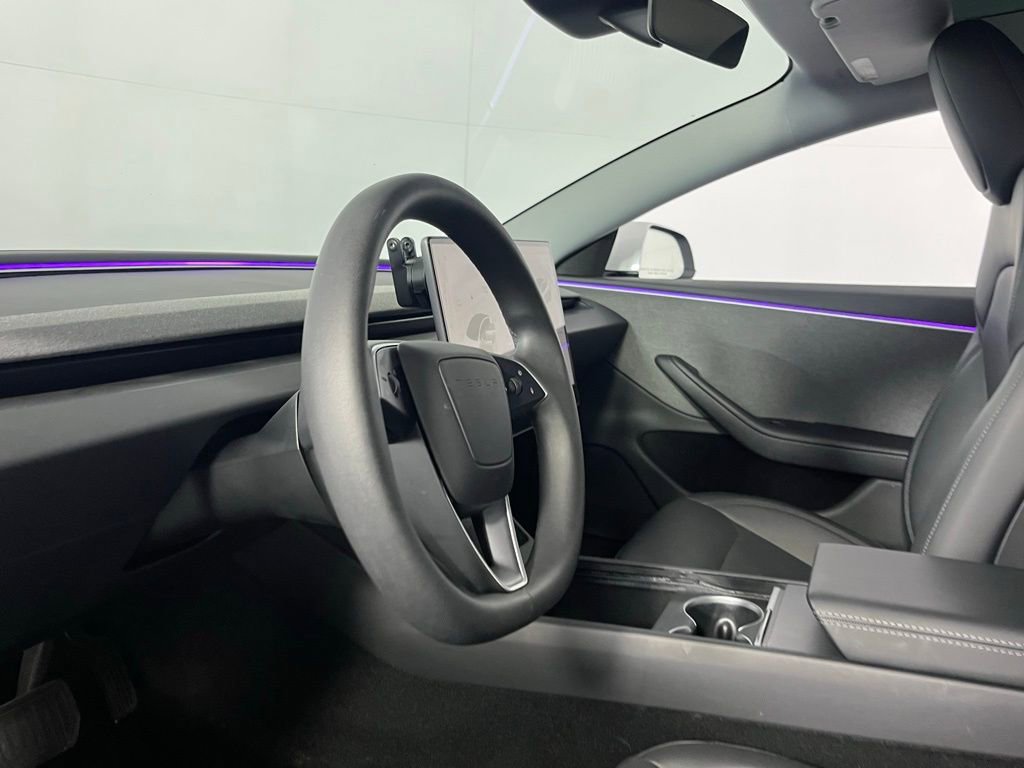 Used 2025 Tesla Model 3 Long Range image 22