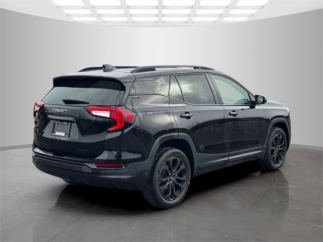 Used 2022 GMC Terrain SLE w/ Driver Convenience Package image 7
