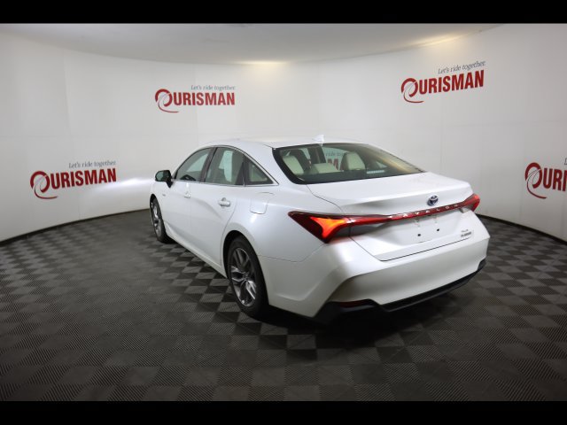 Used 2020 Toyota Avalon XLE w/ Moonroof Package FWD image 17