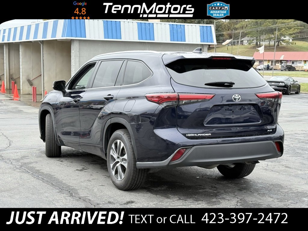 Used 2023 Toyota Highlander XLE image 7