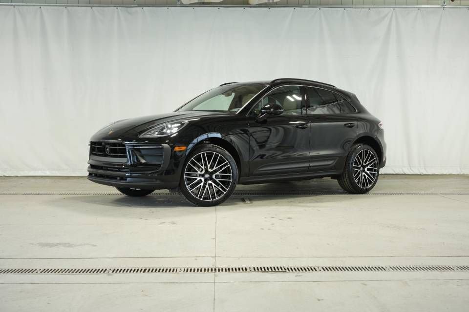 New 2026 Porsche Macan AWD/4WD image 1