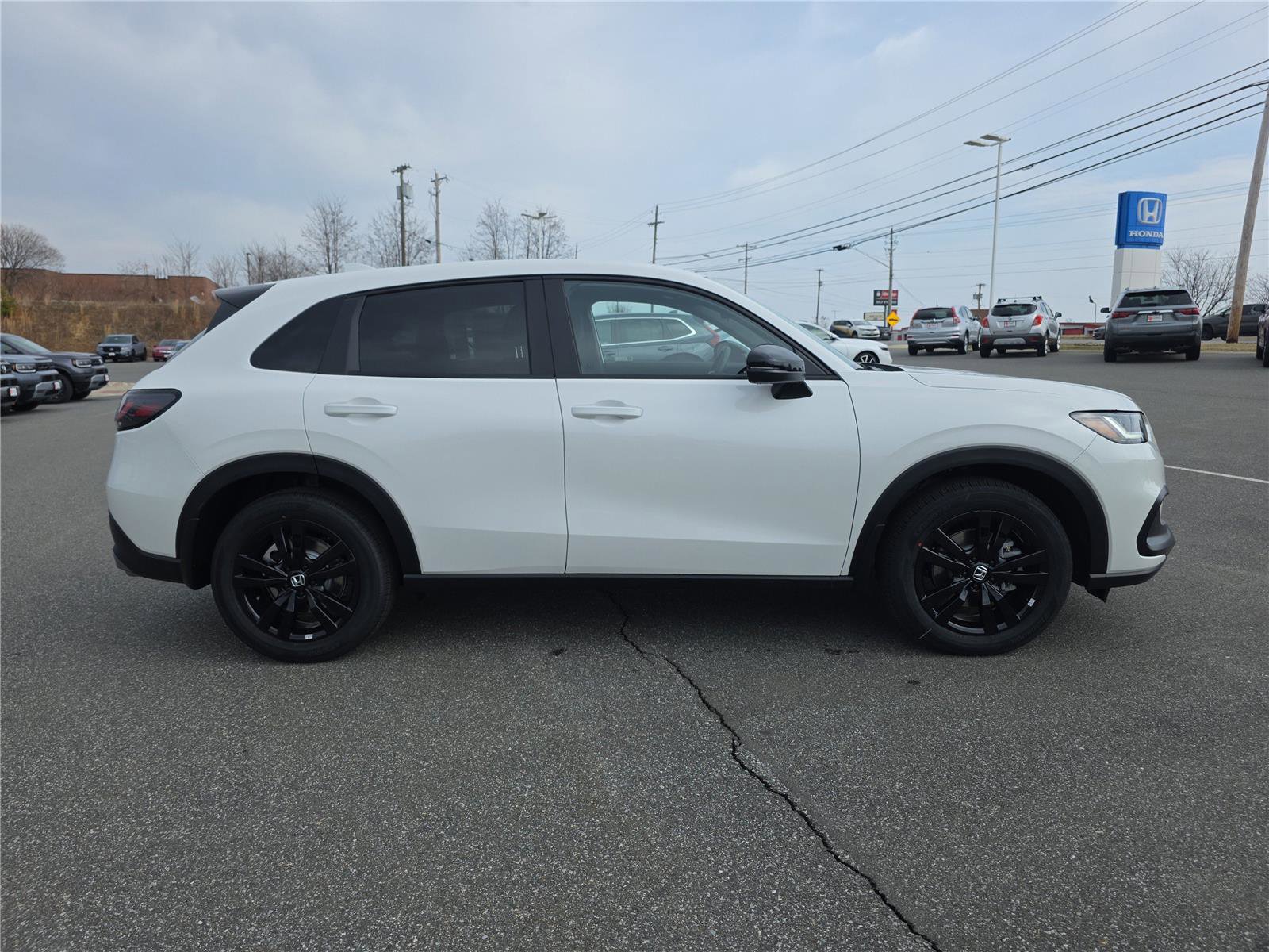 New 2026 Honda HR-V Sport image 7