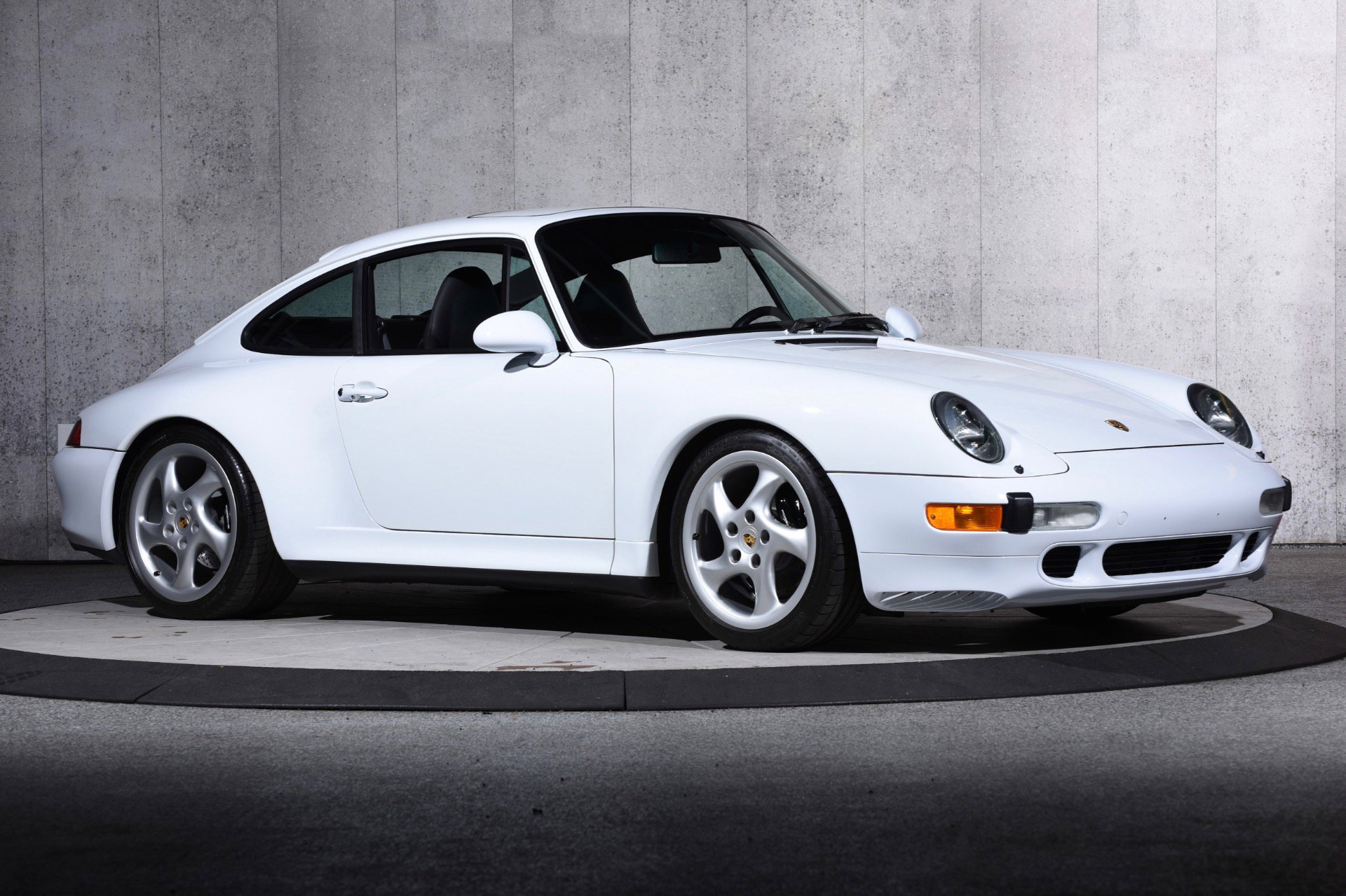 Used 1998 Porsche 911 Carrera S image 2