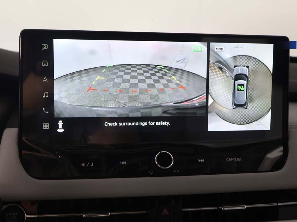 New 2025 Mitsubishi Outlander AWD image 51