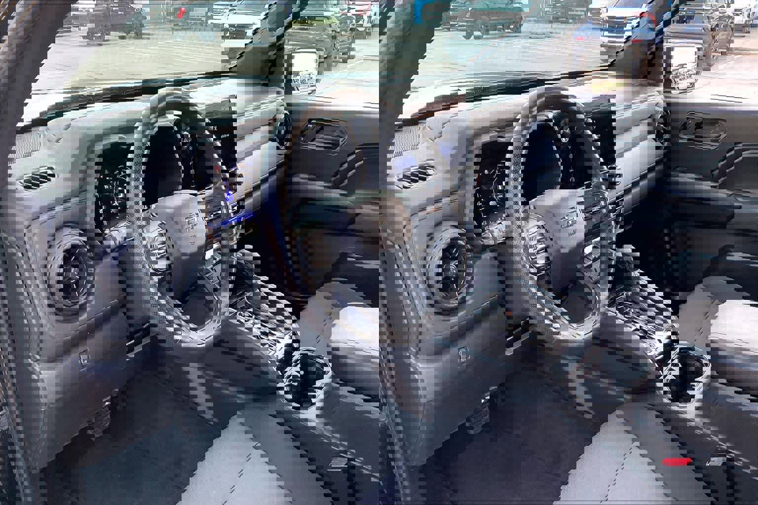 Used 2023 Chevrolet Colorado Trail Boss w/ Technology Package image 17