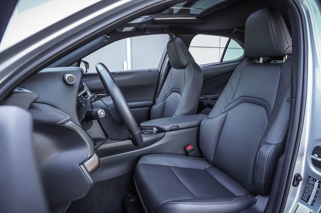 Certified 2025 Lexus UX 300h FWD w/ Accessory Package (Z2) image 10