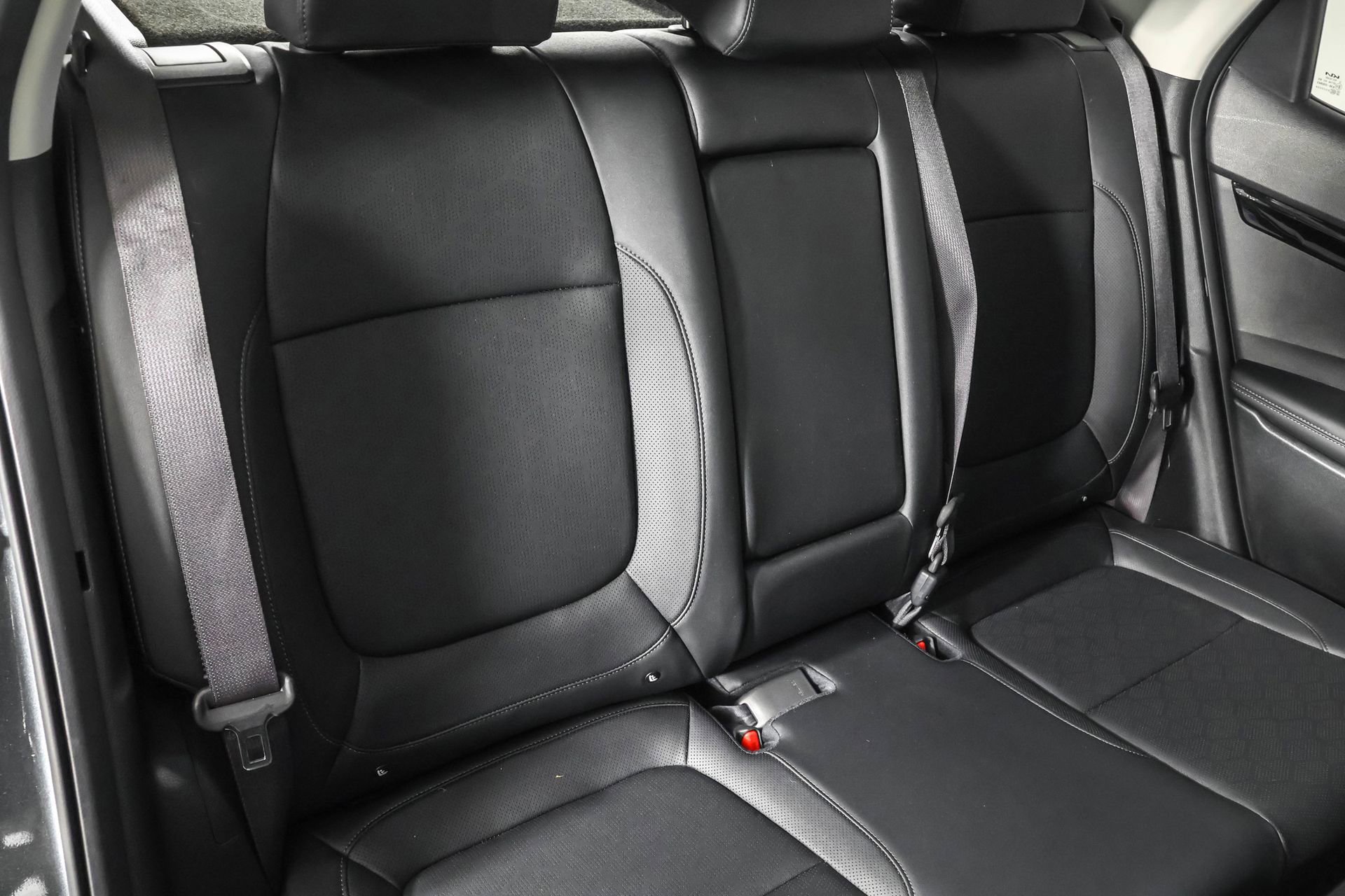 Used 2024 Kia Seltos SX w/ SX Sunroof Package image 43