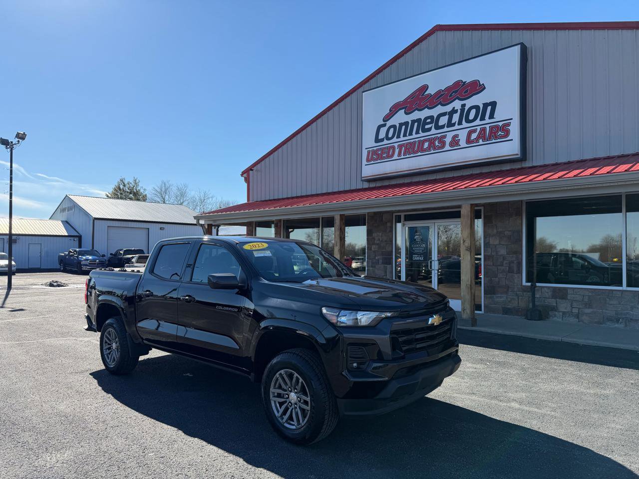 Used 2023 Chevrolet Colorado LT w/ LT Convenience Package image 2