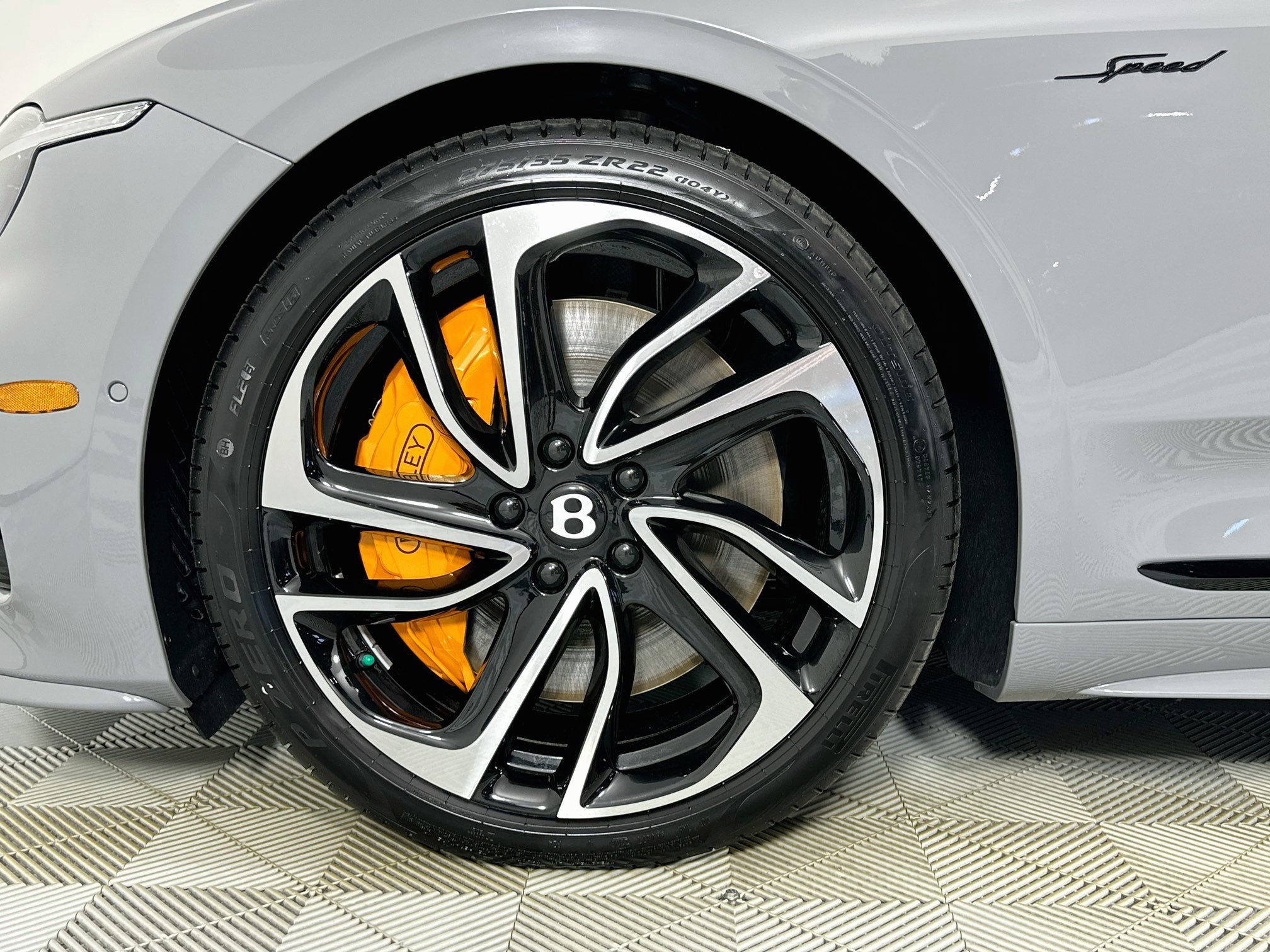 New 2027 Bentley Continental GTC Speed AWD/4WD image 9