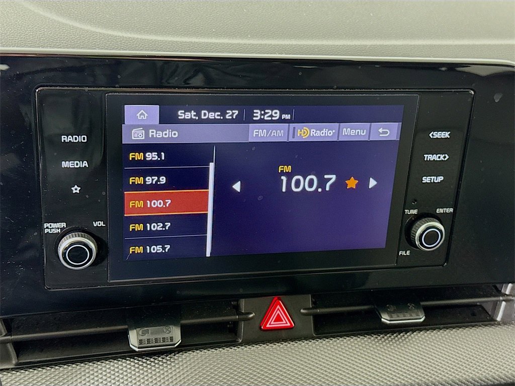 Used 2023 Kia Sportage LX image 6