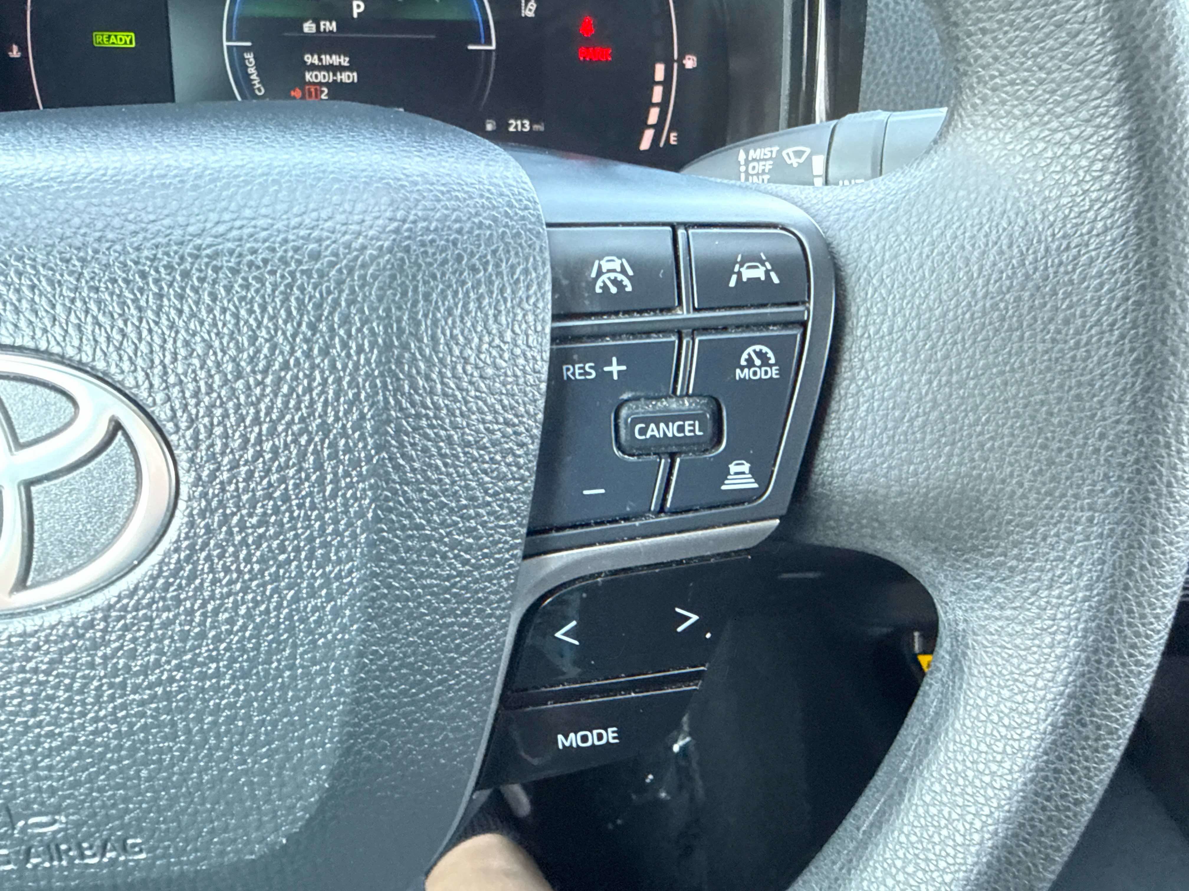 Used 2025 Toyota Camry LE FWD image 24