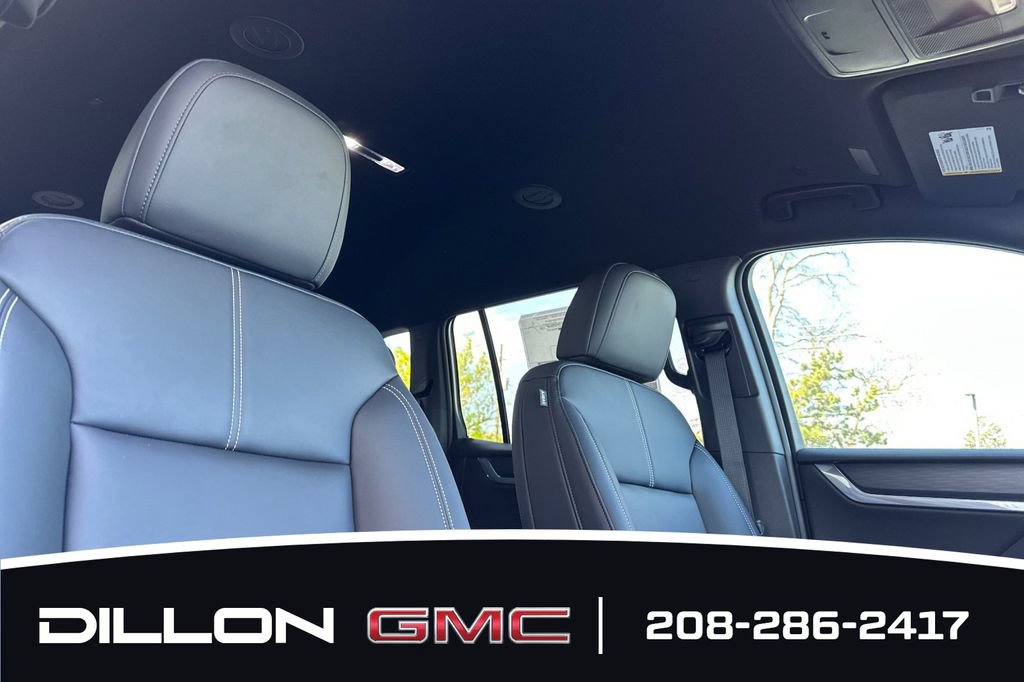Used 2025 GMC Acadia Elevation w/ Elevation Premium Package FWD image 17
