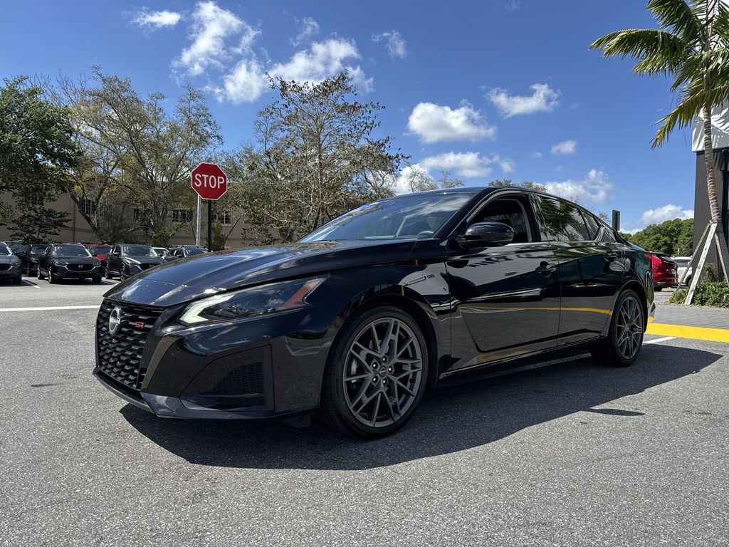 Used 2023 Nissan Altima 2.0 SR image 29