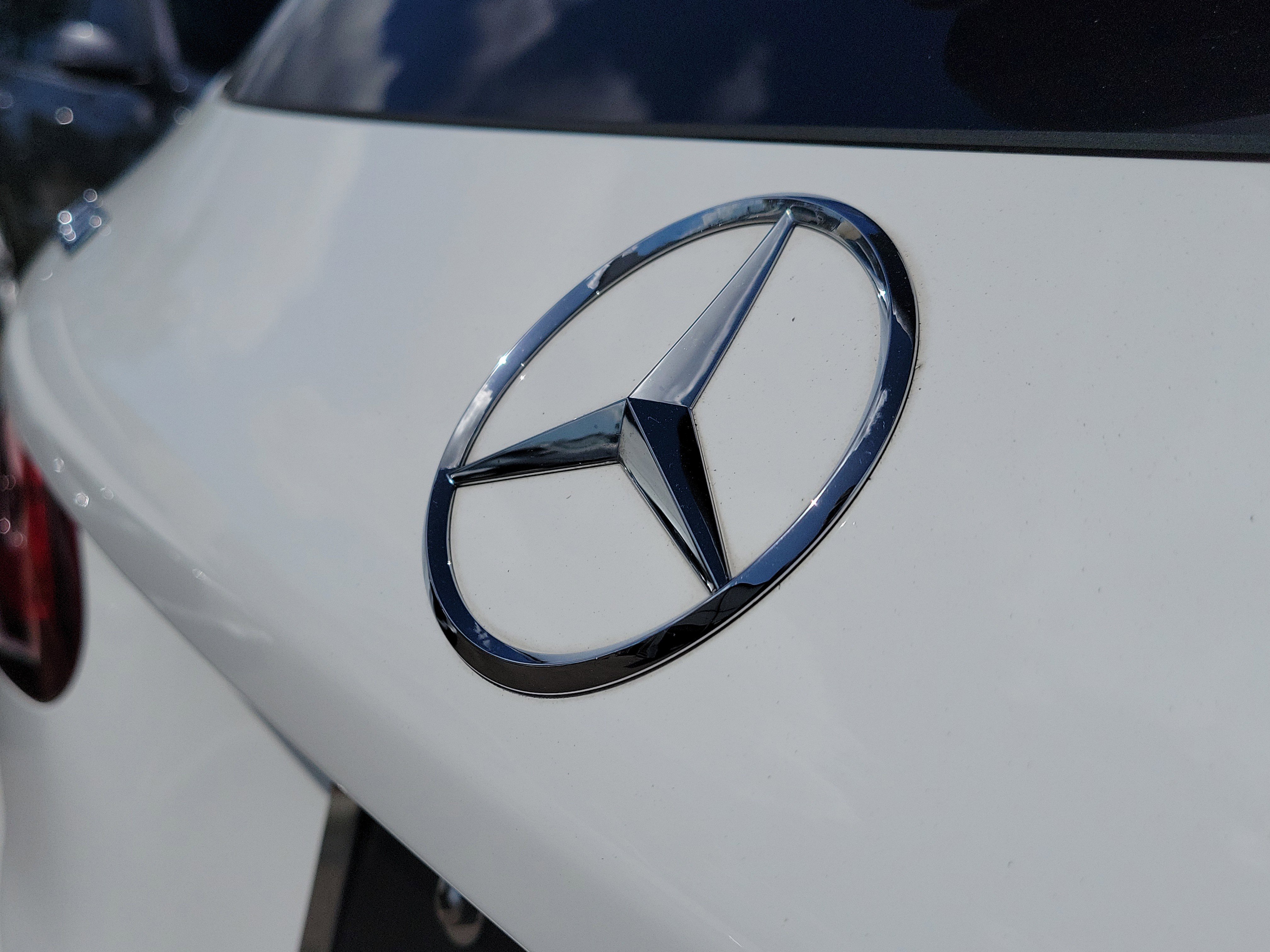 Certified 2021 Mercedes-Benz GLC 300 image 7