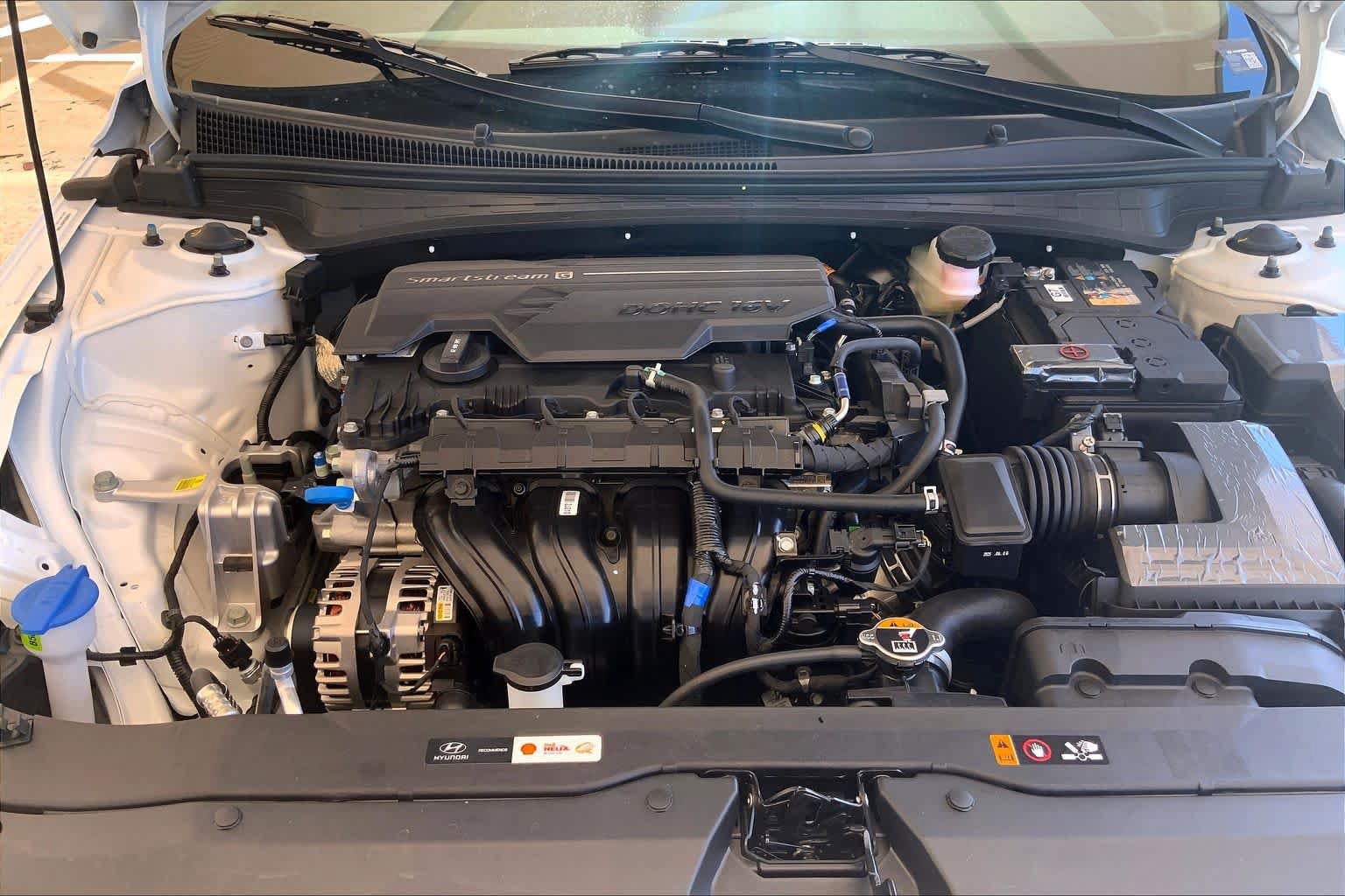 New 2026 Hyundai Elantra SE FWD image 16