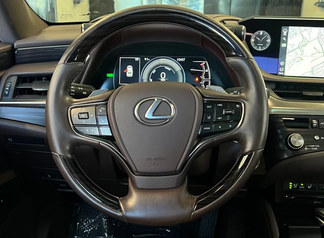 Used 2021 Lexus ES 300h w/ Accessory Package FWD image 37