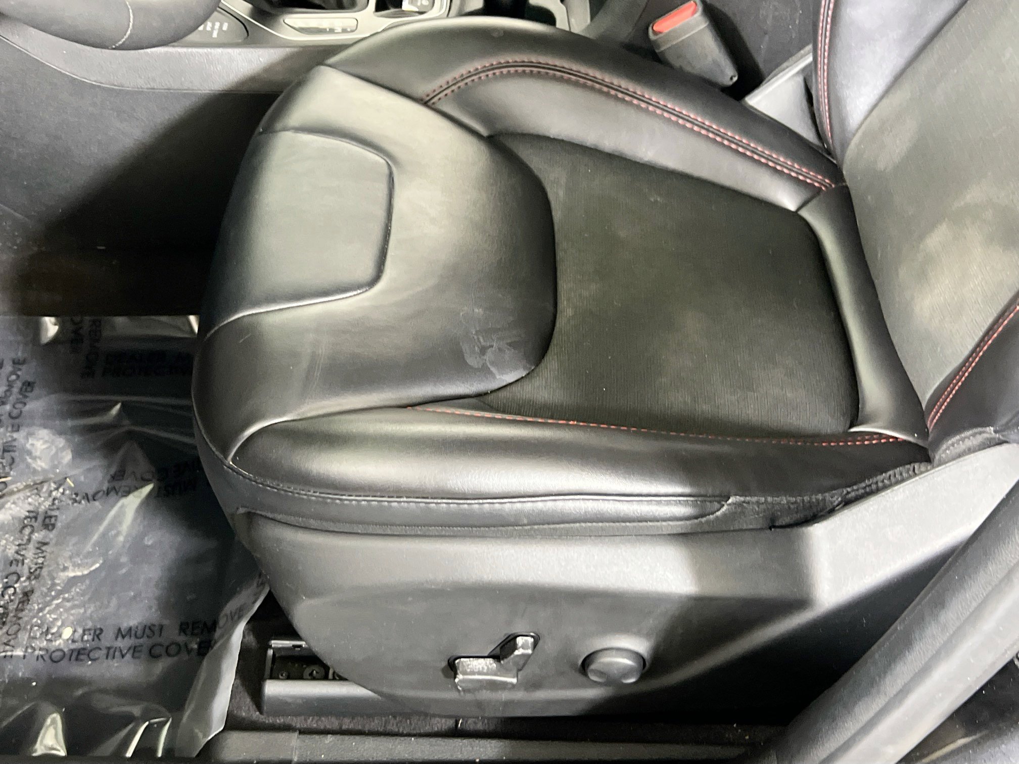 Used 2022 Jeep Cherokee Trailhawk w/ Technology Group B AWD/4WD image 18
