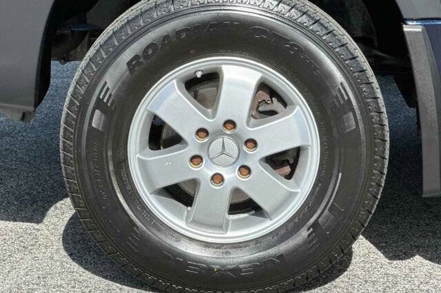 Used 2016 Mercedes-Benz Sprinter 2500 image 26