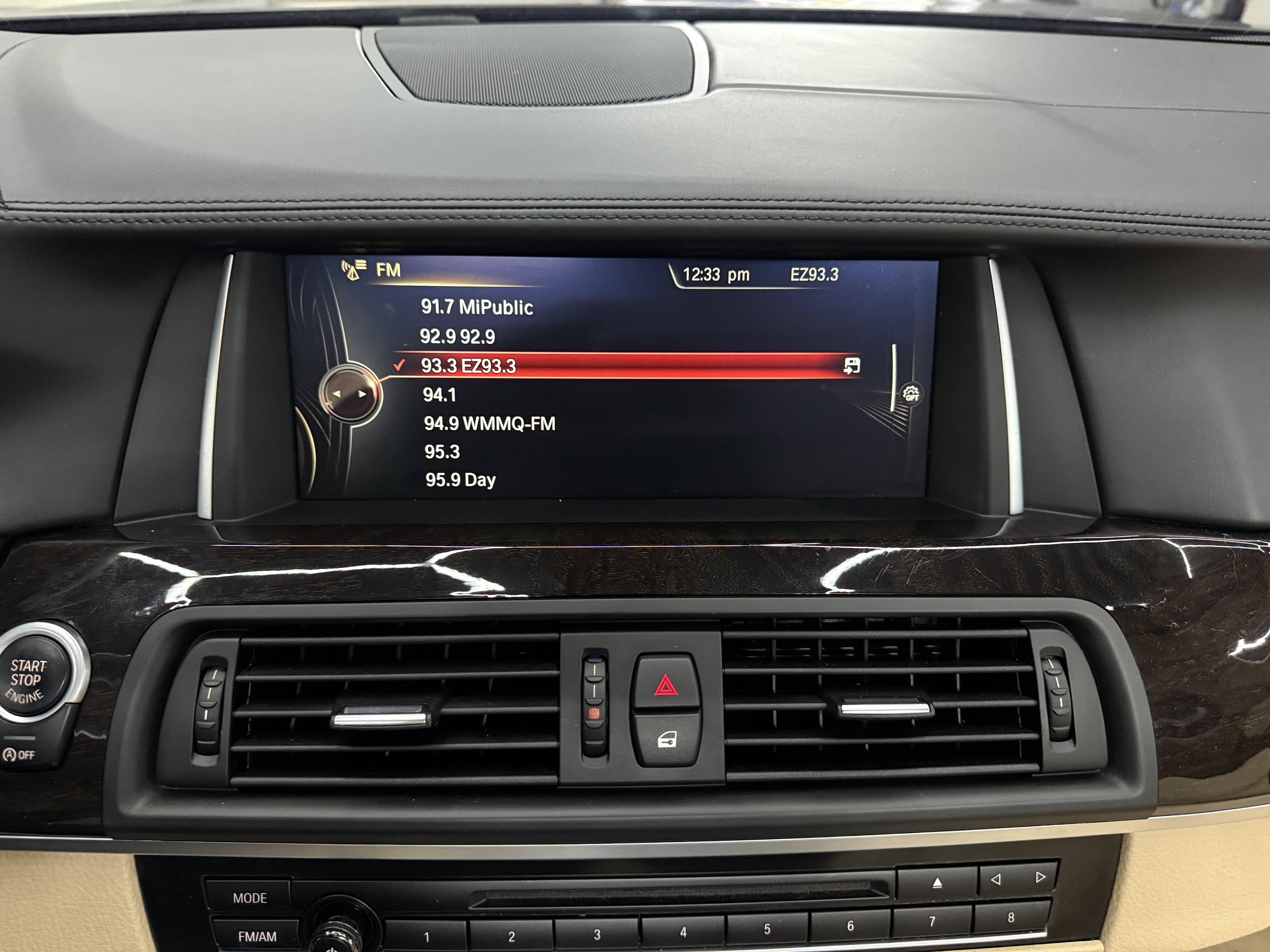 Used 2015 BMW 550i xDrive Sedan image 19