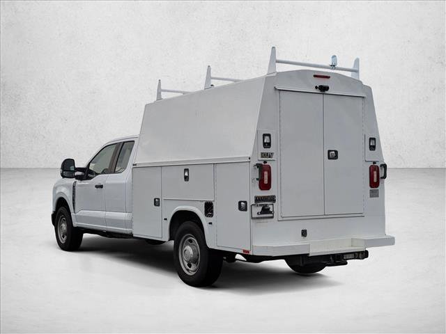 Used 2024 Ford F350 XL image 7