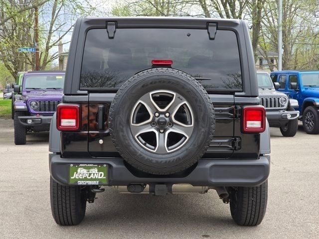 Used 2020 Jeep Wrangler Sport AWD/4WD image 26