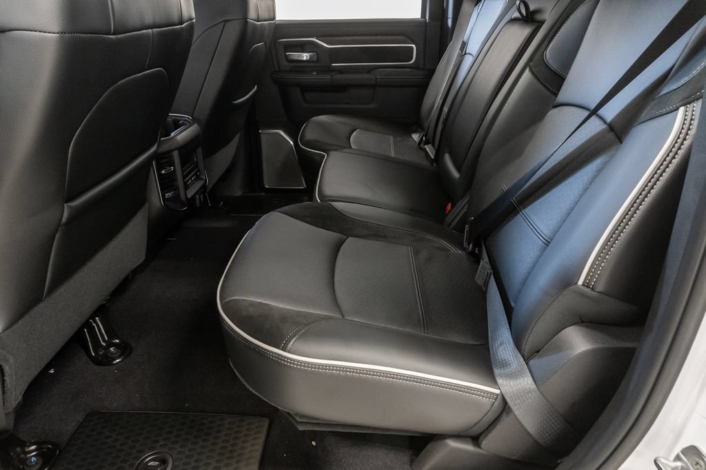New 2027 RAM 2500 Laramie w/ Night Edition AWD/4WD image 25