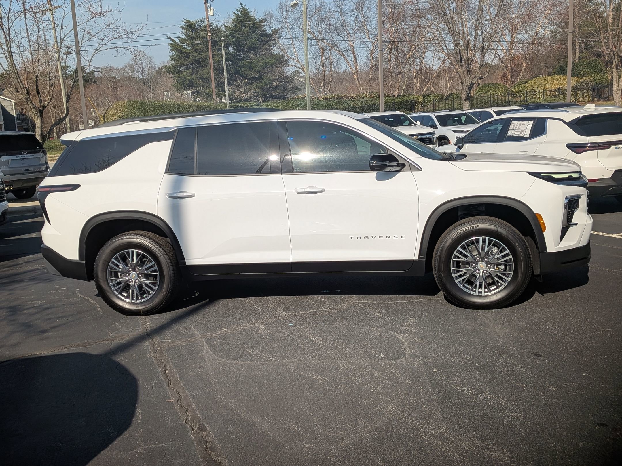 New 2026 Chevrolet Traverse LT FWD image 9