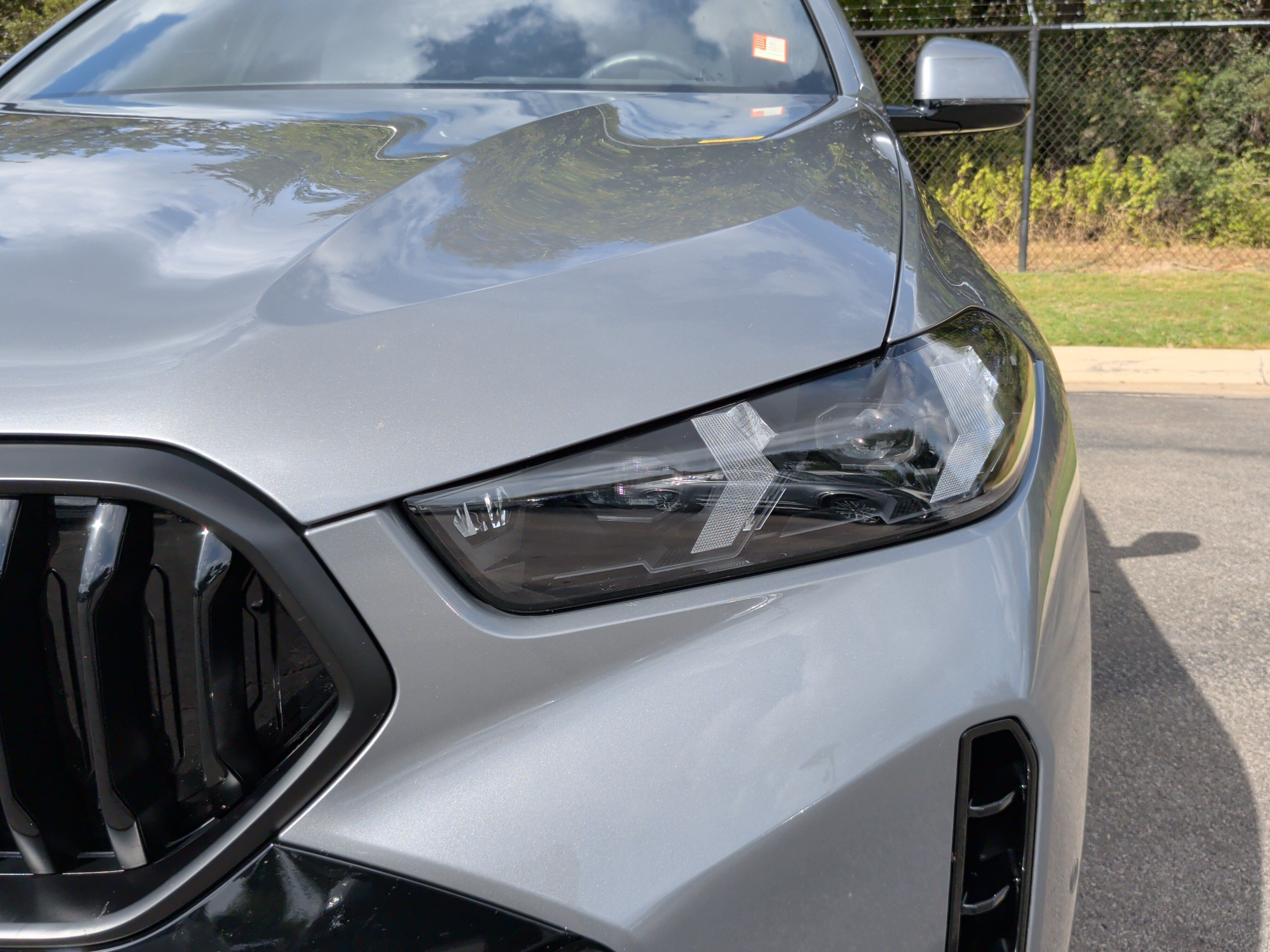 Certified 2026 BMW X6 xDrive40i AWD/4WD image 3