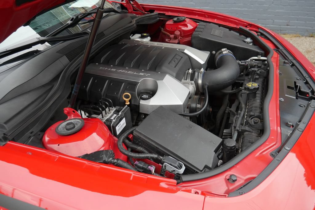 Used 2011 Chevrolet Camaro SS RWD image 28