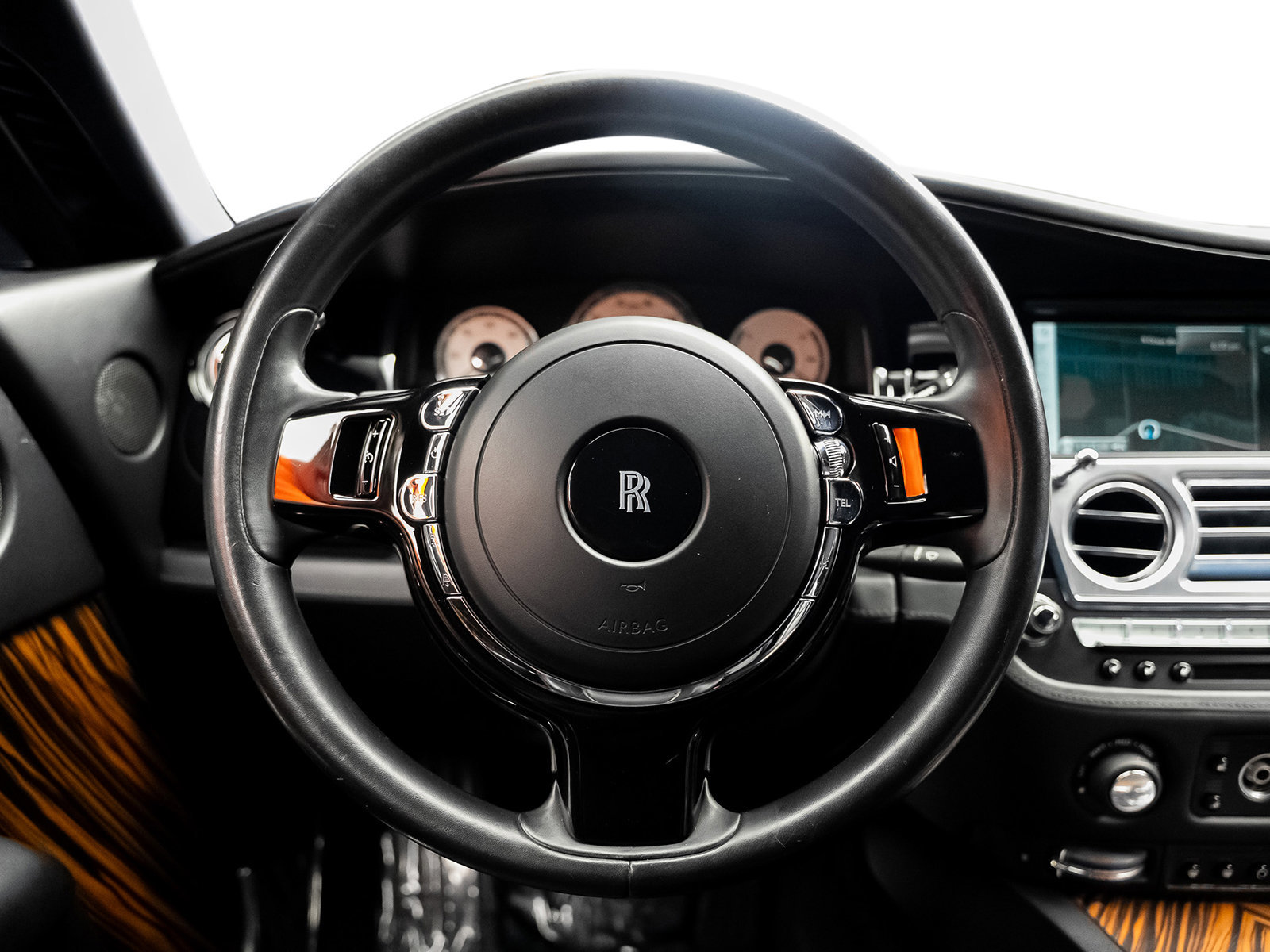 Used 2016 Rolls-Royce Wraith RWD image 29