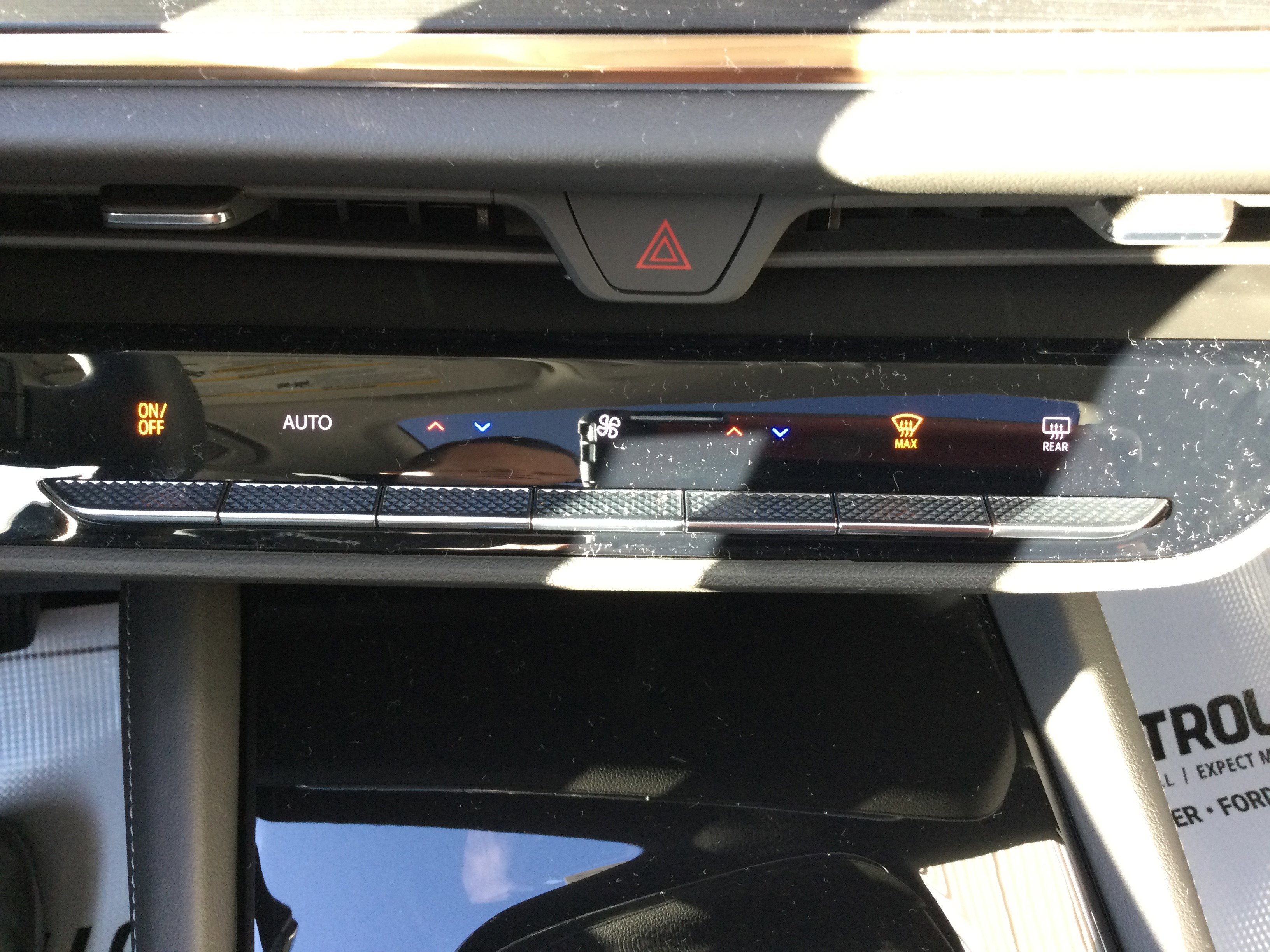 New 2026 Buick Envision Avenir image 13