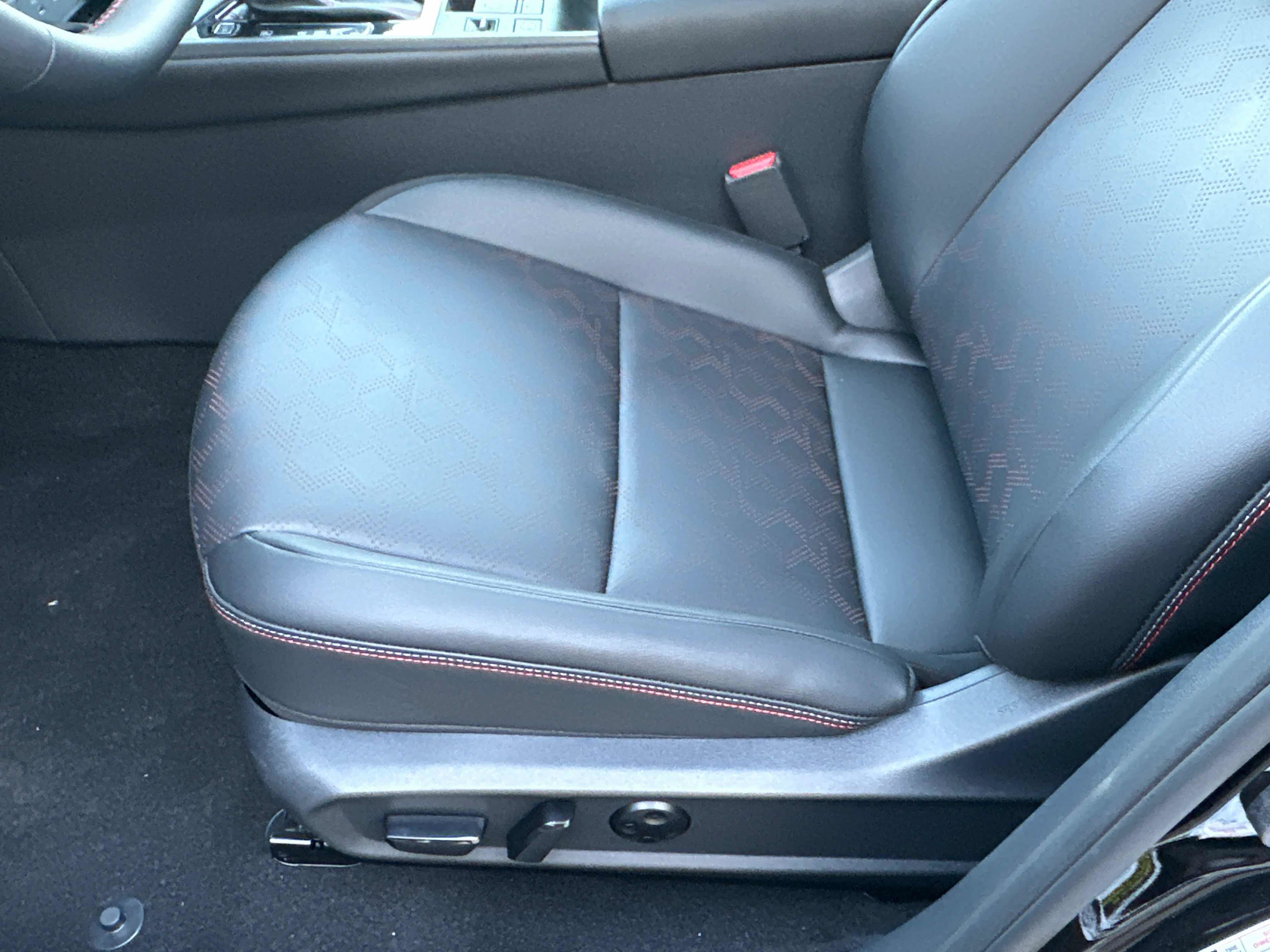 New 2026 Nissan Sentra SR w/ SR Premium Package FWD image 23