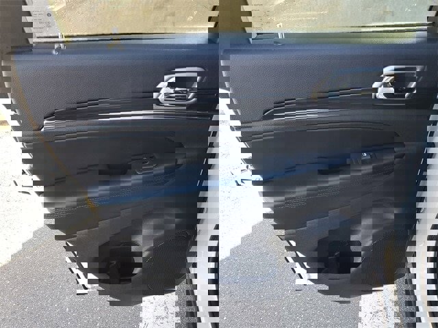 Used 2019 Jeep Grand Cherokee Limited image 10