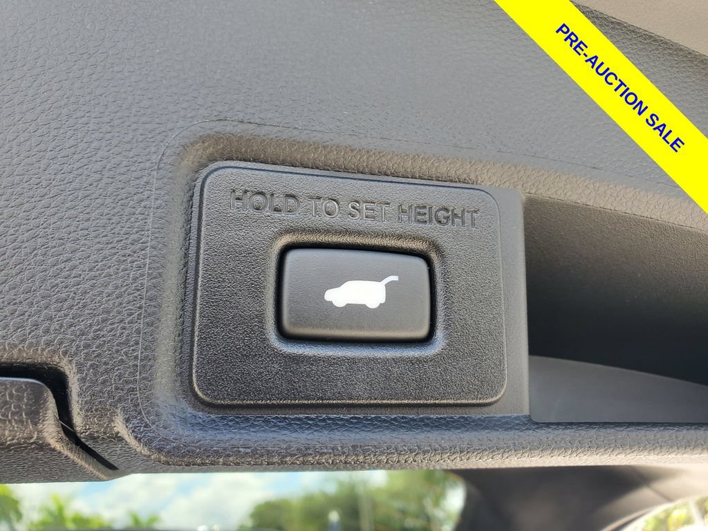 Certified 2024 Acura RDX w/ Technology Package AWD/4WD image 9