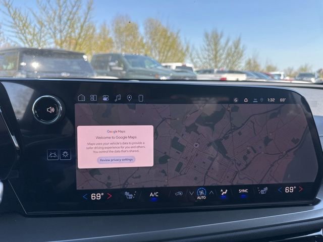 New 2026 Chevrolet Traverse LT FWD image 24