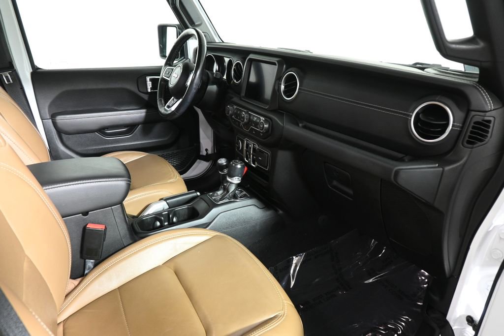 Used 2021 Jeep Wrangler Unlimited Sahara w/ Cold Weather Group image 27