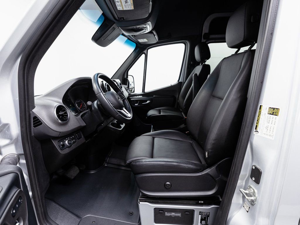 Used 2024 Mercedes-Benz Sprinter 144 Cargo image 7