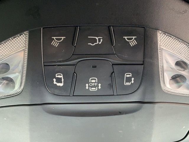 Used 2018 Chrysler Pacifica Limited w/ Advanced Safetytec Group image 35