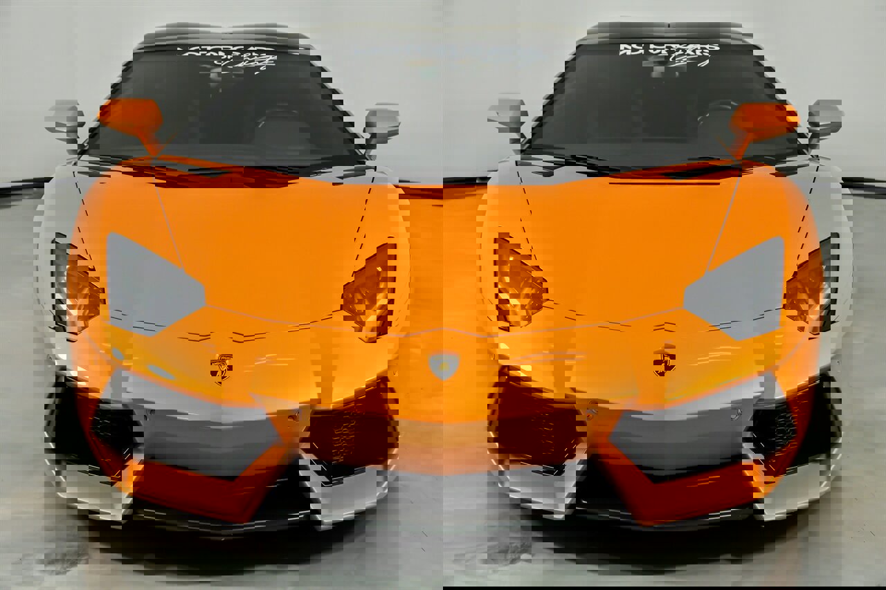 Used 2016 Lamborghini Aventador LP 700-4 image 4