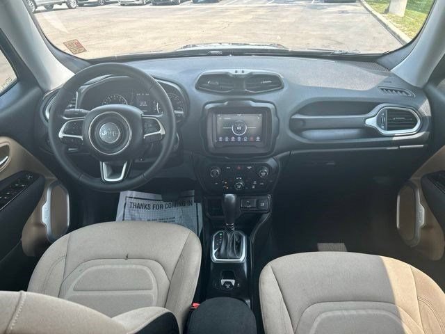 Used 2020 Jeep Renegade Latitude FWD image 37