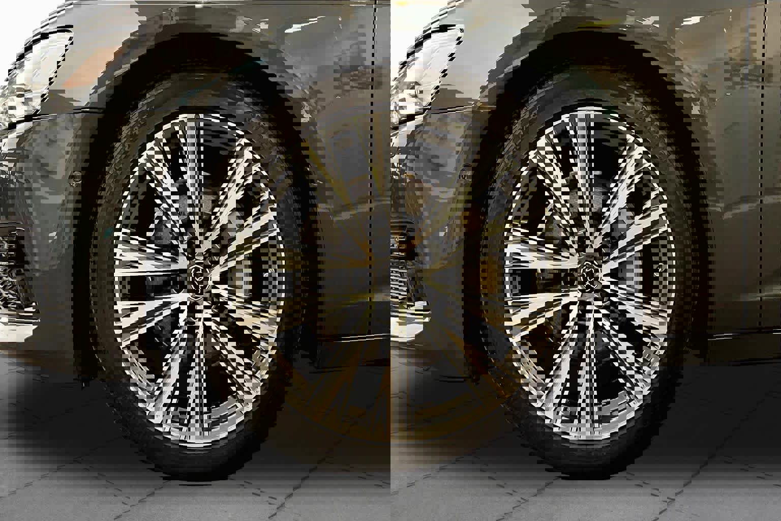 Used 2023 Audi A6 Premium Plus w/ Premium Plus Package image 11