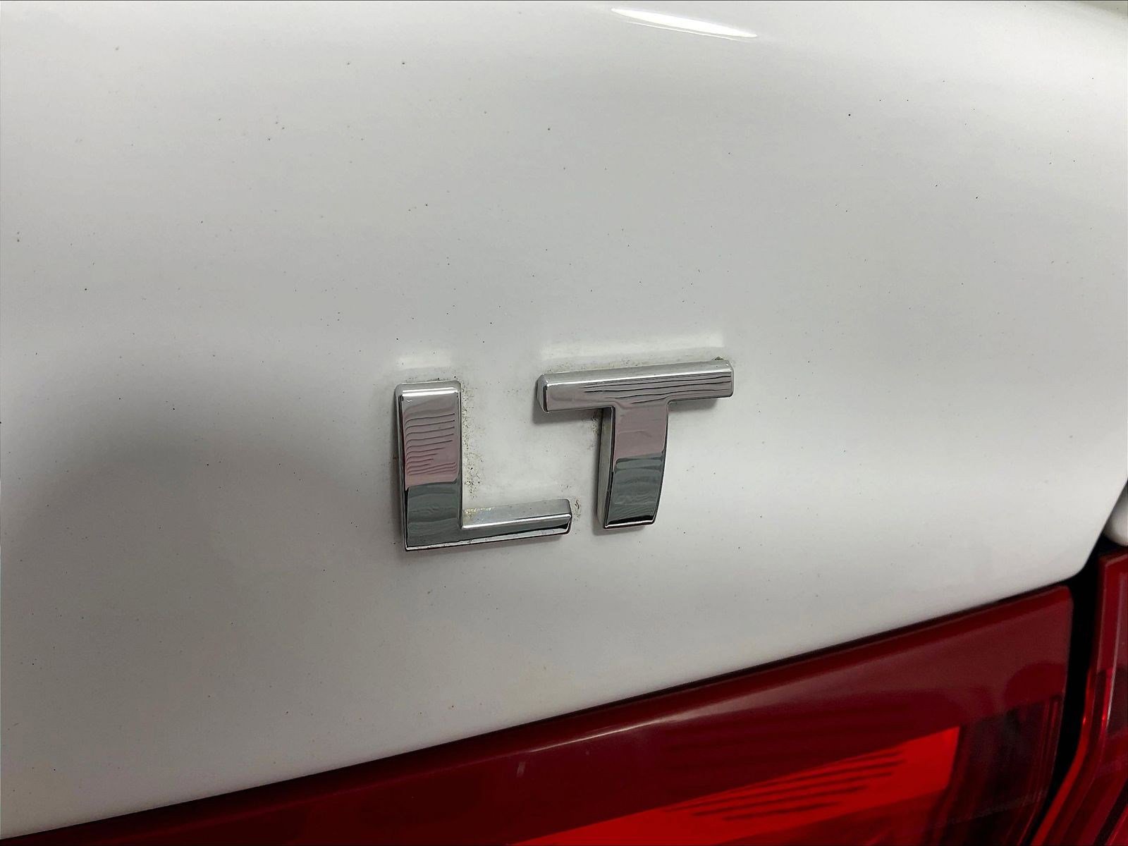 Used 2018 Chevrolet Malibu LT w/ Driver Confidence Package FWD image 23