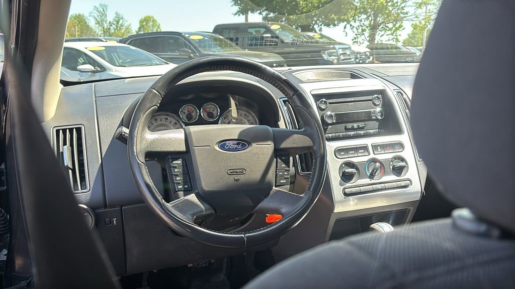 Used 2010 Ford Edge SEL image 13